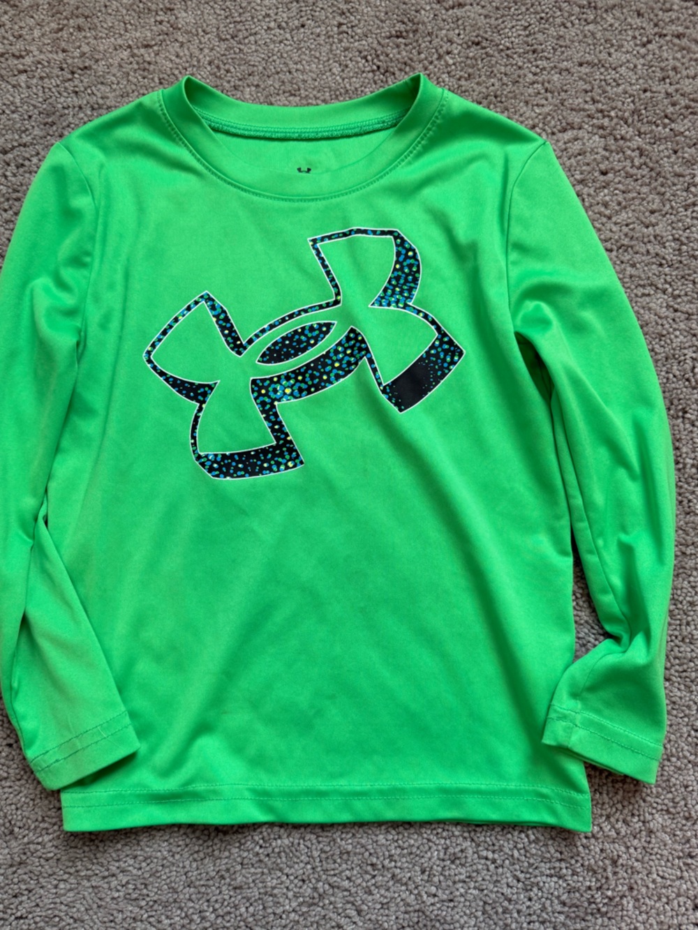 Under Armour Long Sleeve Shirt